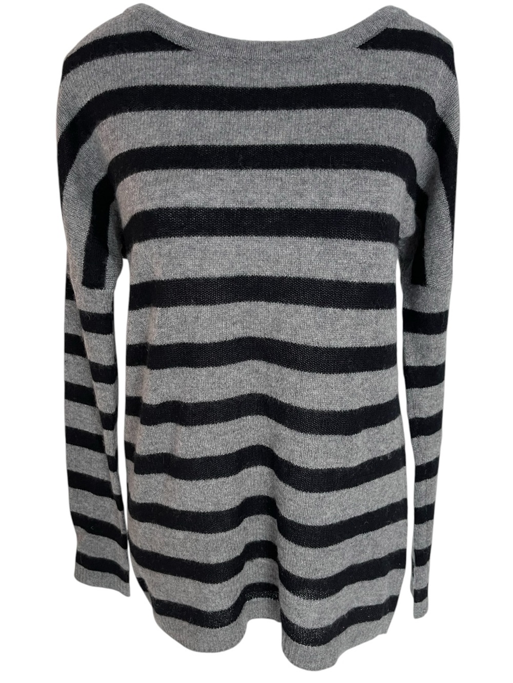 Women’s Cashmere Black & Gray Striped Round Neck Sweater Size Small